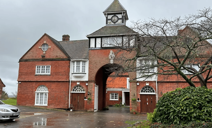 Rikkyo School in England — international school in London, United Kingdom