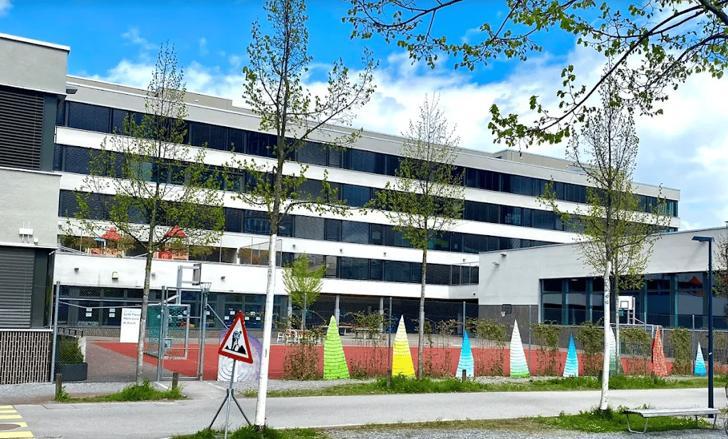 Lycée Français International de Zurich — international school in Zug, Switzerland