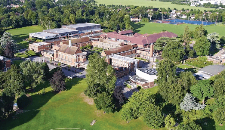 Whitgift School — international school in London, United Kingdom