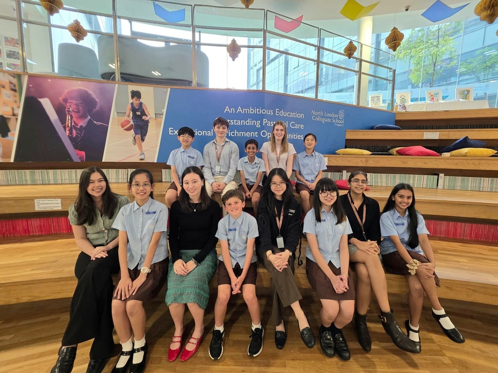 The Student Leadership teams of the Junior and Senior schools meet with the Principal for a leadership luncheon.