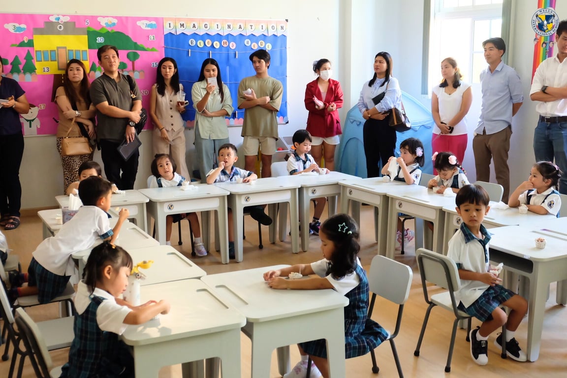 Parents and students gathered for classroom orientation.