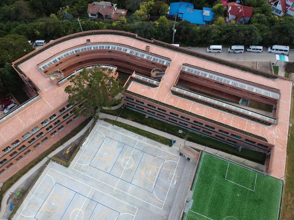 Colegio La Colina — international school in Bogota, Colombia