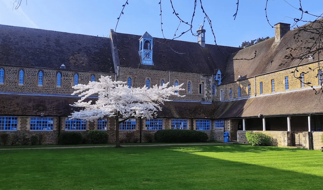 IB Diploma Programme 2026-2028 (6th Form) Open Day – Online (Virtual Open Day)