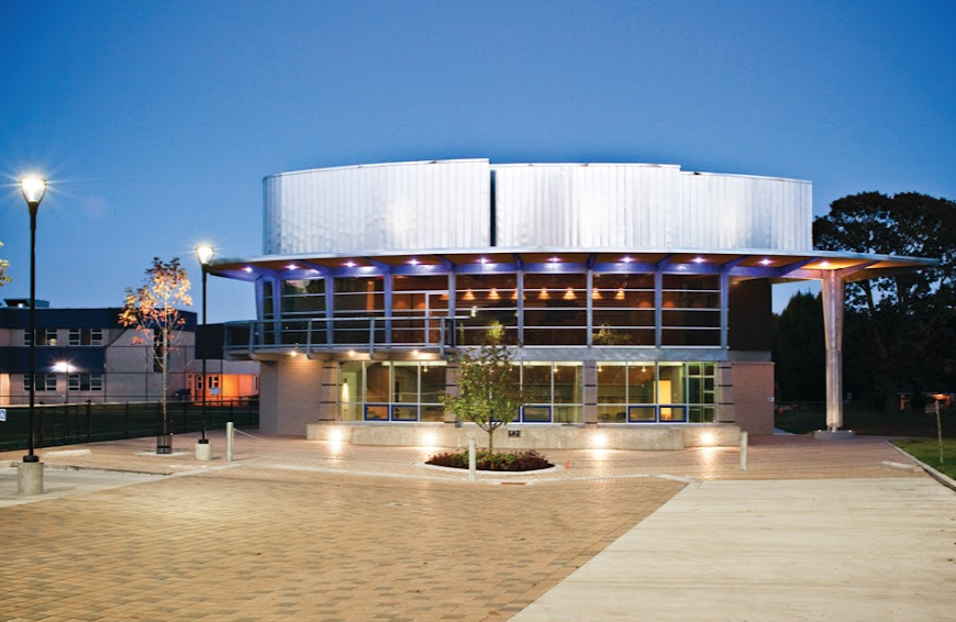 Glenlyon Norfolk School — international school in Victoria, Canada