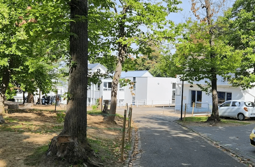 EIB de La Jonchère — international school in Paris, France