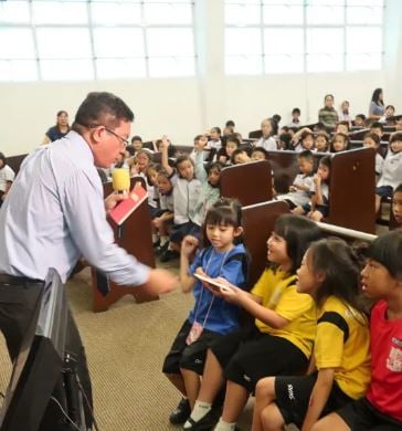 Sharing faith and inspiring young hearts during the Gospel Week