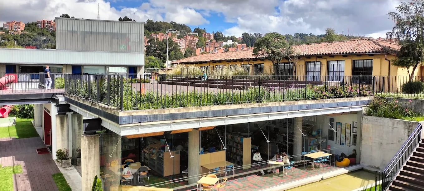 Colegio Helvetia — international school in Bogota, Colombia
