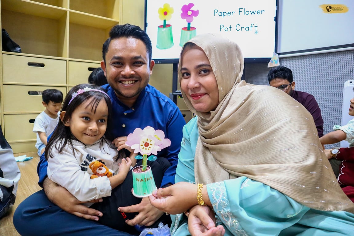 Parents are invited into the Junior School class on 'Parents Day'.