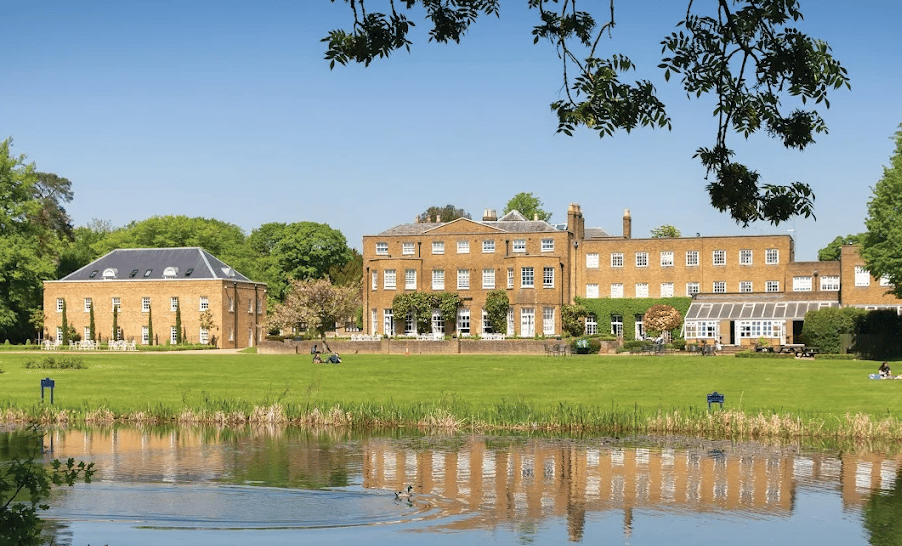 TASIS England — international school in London, United Kingdom