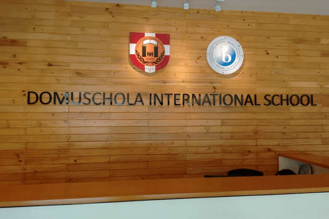 Domuschola International School — international school in Manila, Philippines