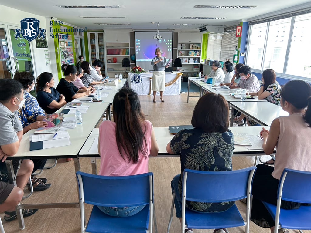 Parents attending the Thai Literacy Workshop with guest speaker Dr. Worawan Hemchayart.