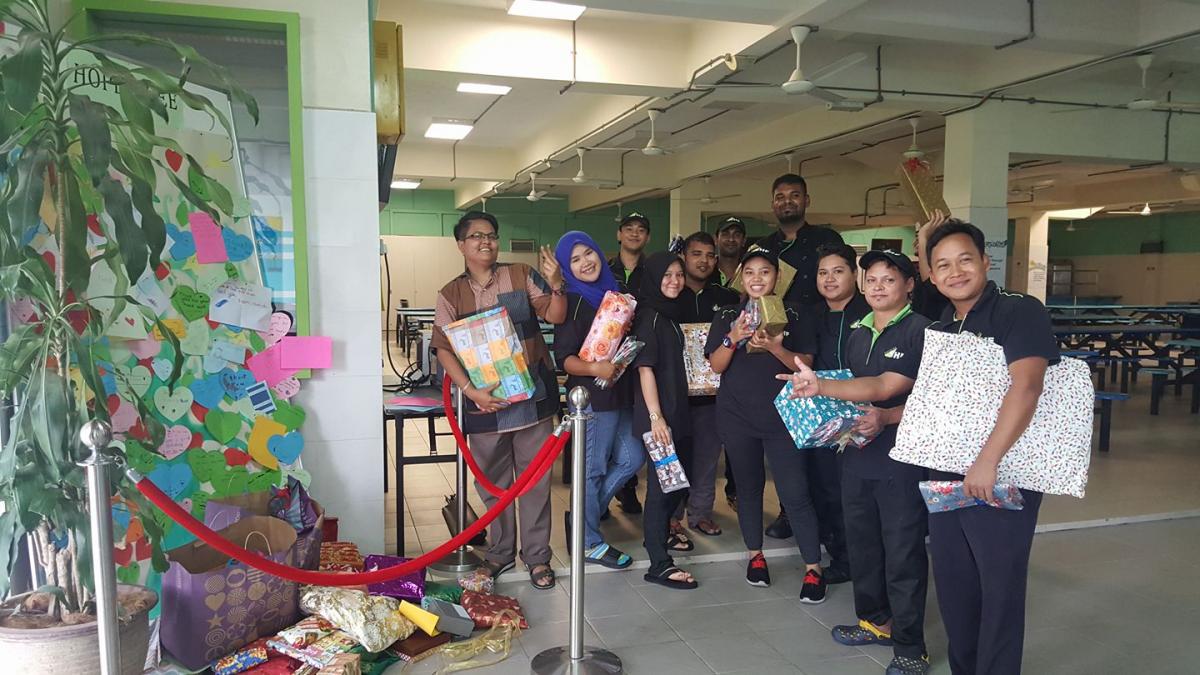 Staff are presented with gifts and thank you messages from the children, an event organised by the PTA to show their appreciation to the Nexus staff.