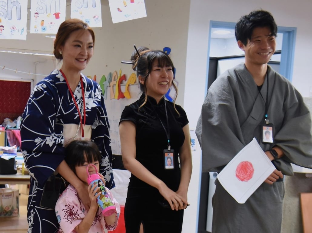 Early Year students, along with their parents, dress up in their traditional attire during International Day Celebrations.