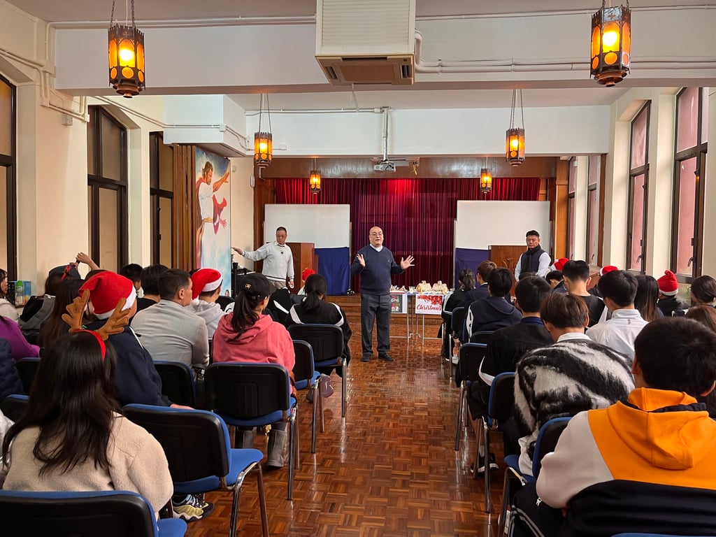 Students, teachers, and parents celebrate Christmas together at CISHK.