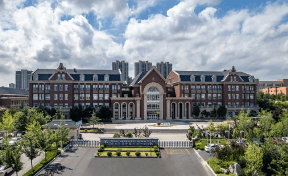 Yantai Huasheng International School — international school in Yantai, China