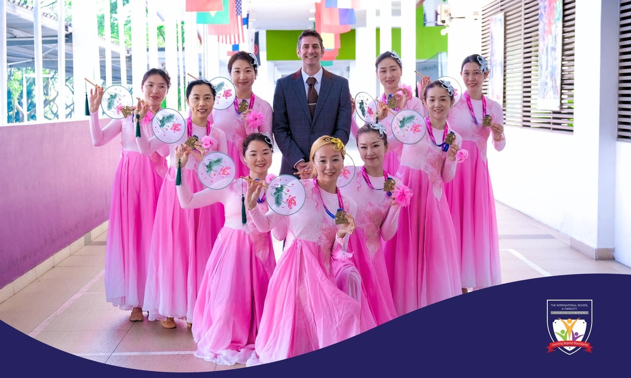 ISP Principal, dedicated ISP parents and the incredible team who won the Malaysia Dance Championship.