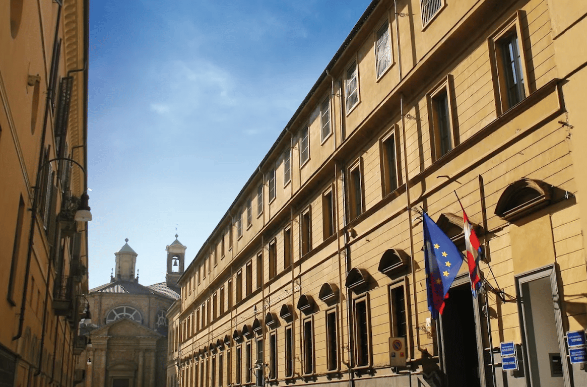 Vittoria International School - Vittoria High / Upper Secondary  — international school in Turin, Italy