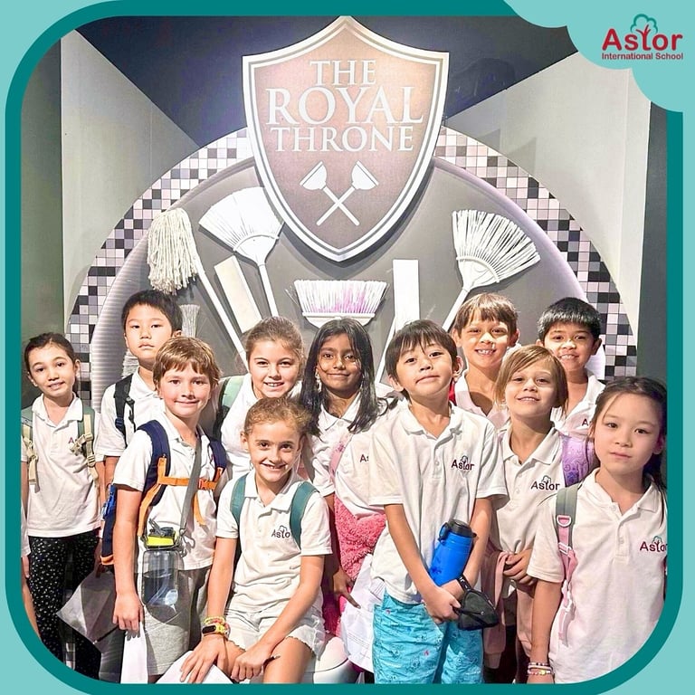 Astor students on a field trip to the Science Centre