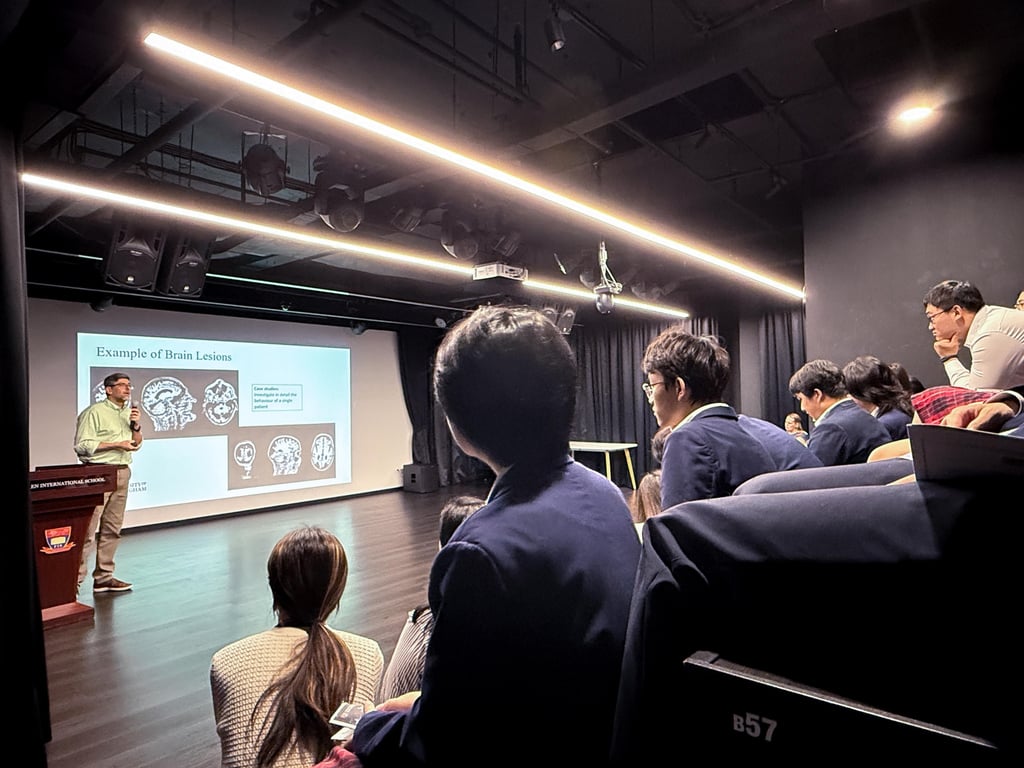 Dr. Carmel Mevorach, distinguised professor from the University of Birmingham, visited FIS to deliver a lecture on the Mind & Brain.