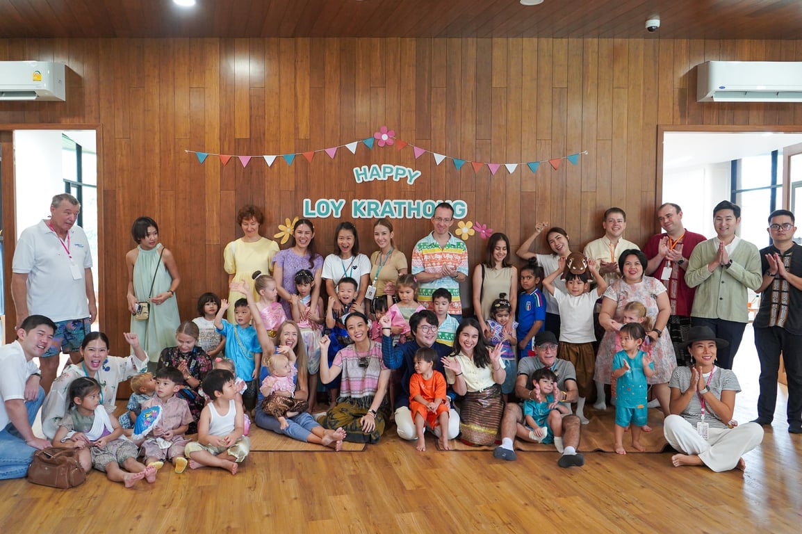 Families at the Loy Krathong celebrations.