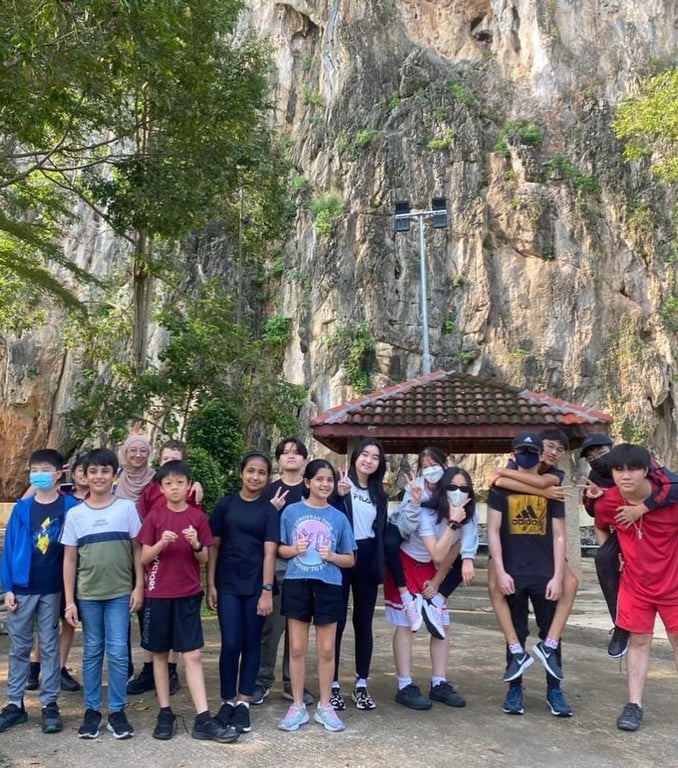 KGIS high school students embarked on field trip to Gua Damai Extreme Park to explore the caves as part of their Geology education.