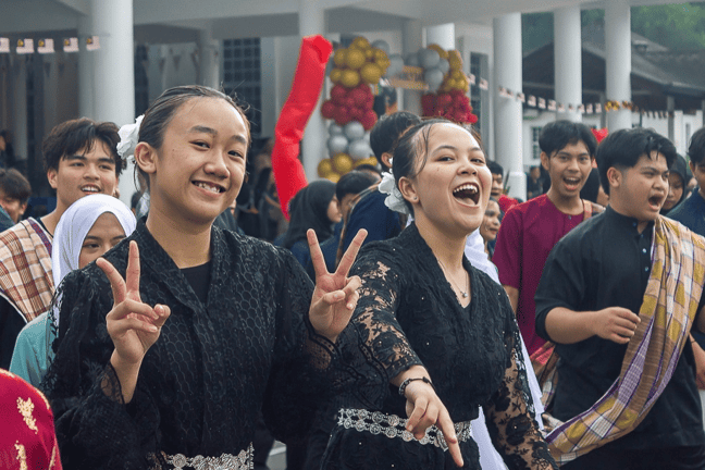 Embracing culture with joy! Students shine during the Merdeka celebration at Yayasan Sarawak School.