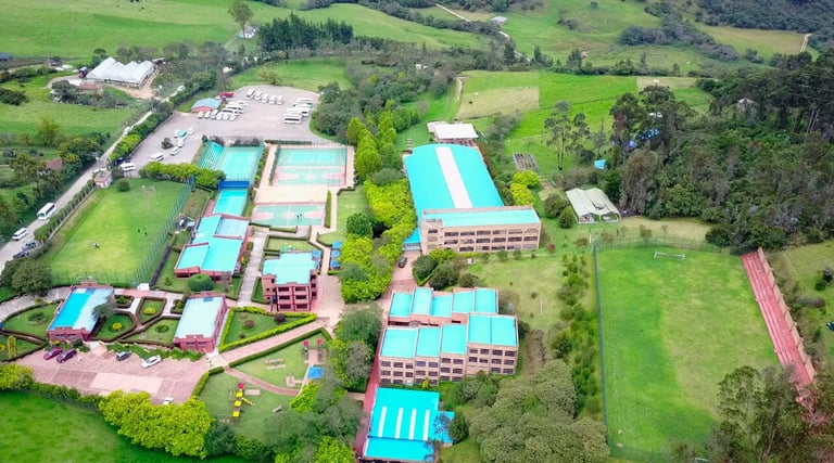 Colegio Cambridge — international school in Bogota, Colombia