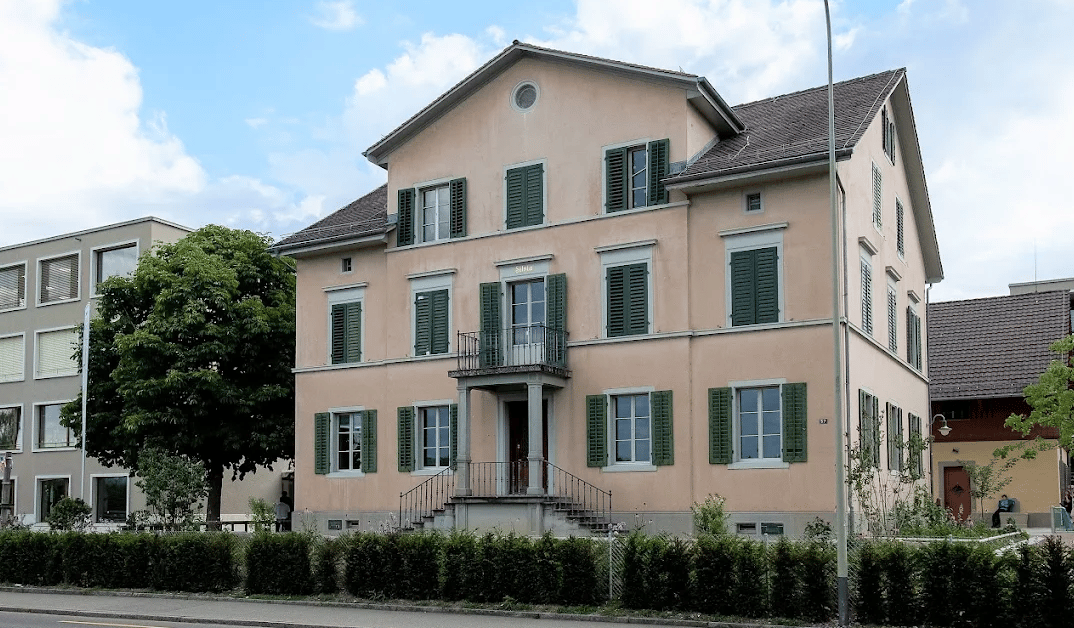 SIS Swiss International School Männedorf-Zürich — international school in Zug, Switzerland
