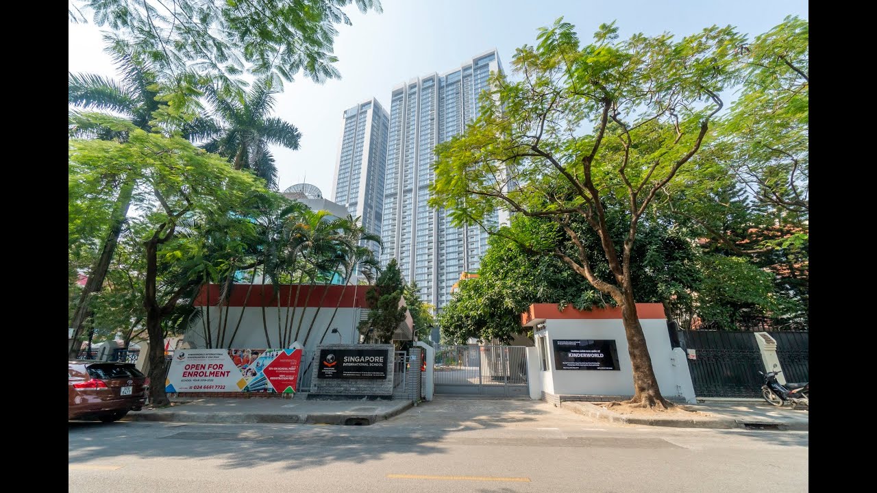 Main entrance gate of Singapore International School.