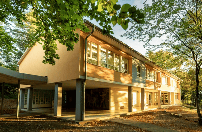 École Montessori Deux Mille Feuilles — international school in Geneva, Switzerland