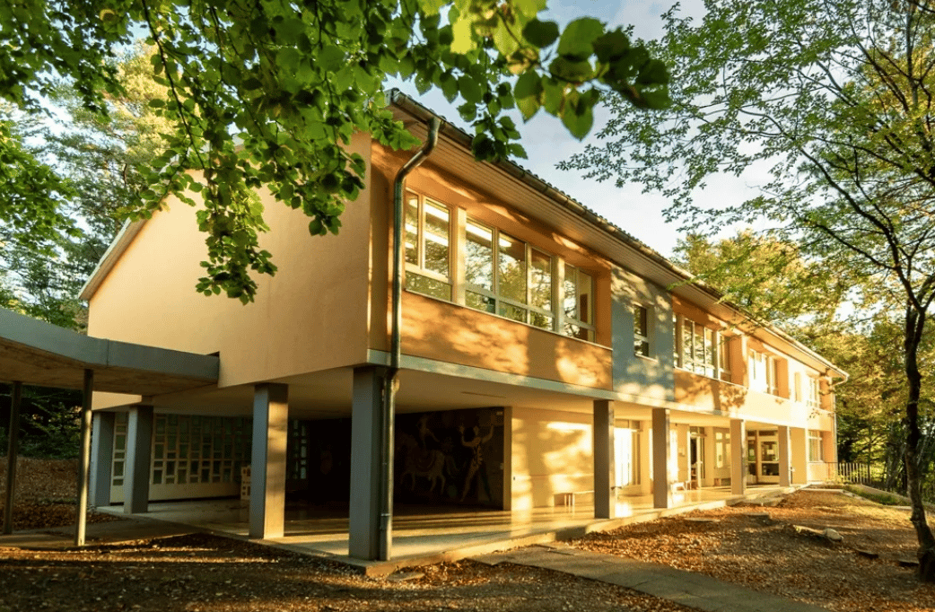 École Montessori Deux Mille Feuilles — international school in Geneva, Switzerland