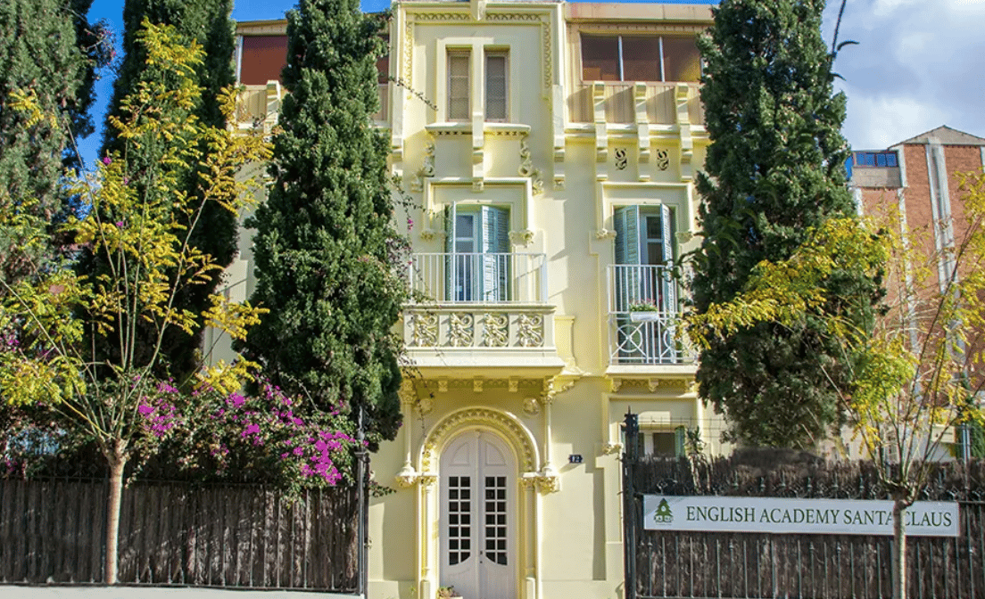 English Academy Santa Claus — international school in Barcelona, Spain