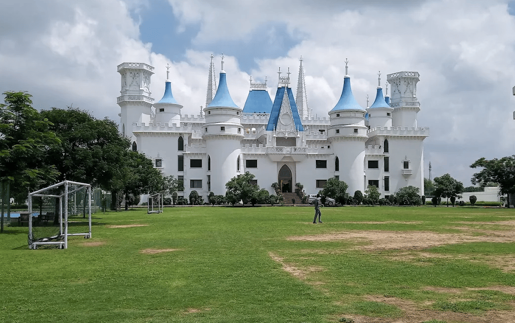 Jayshree Periwal International School — international school in Jaipur, India