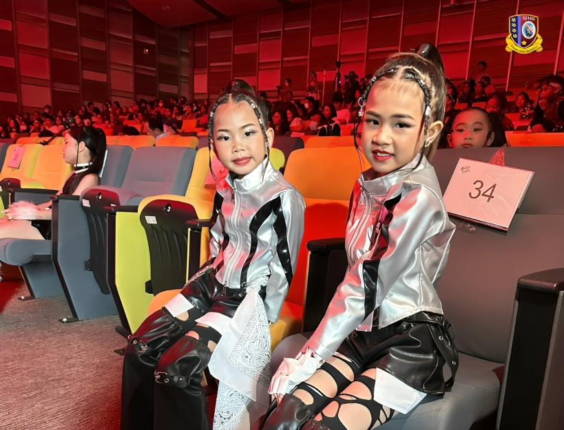 Grade 2 and Grade 3 students in dance duo competition.