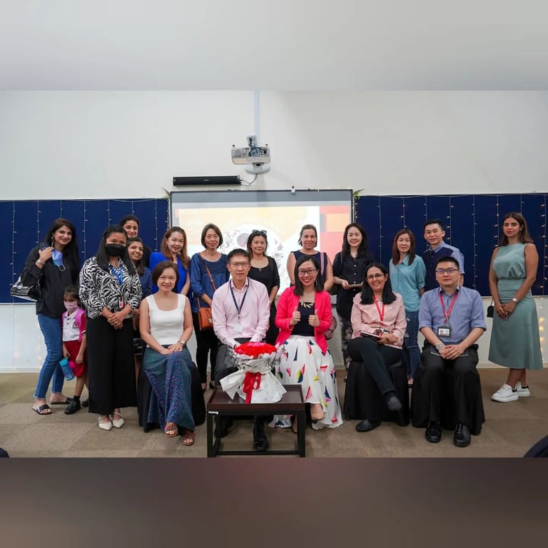 Parents and staff at the Afternoon Tea Session with Principal.