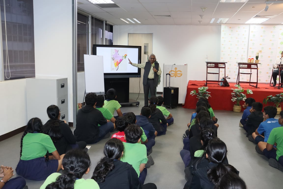 Dr. Vimlesh Kanti Verma, a renowned scholar in Hindi and Indology visited the school to share insights into Hindi Literature to the students.