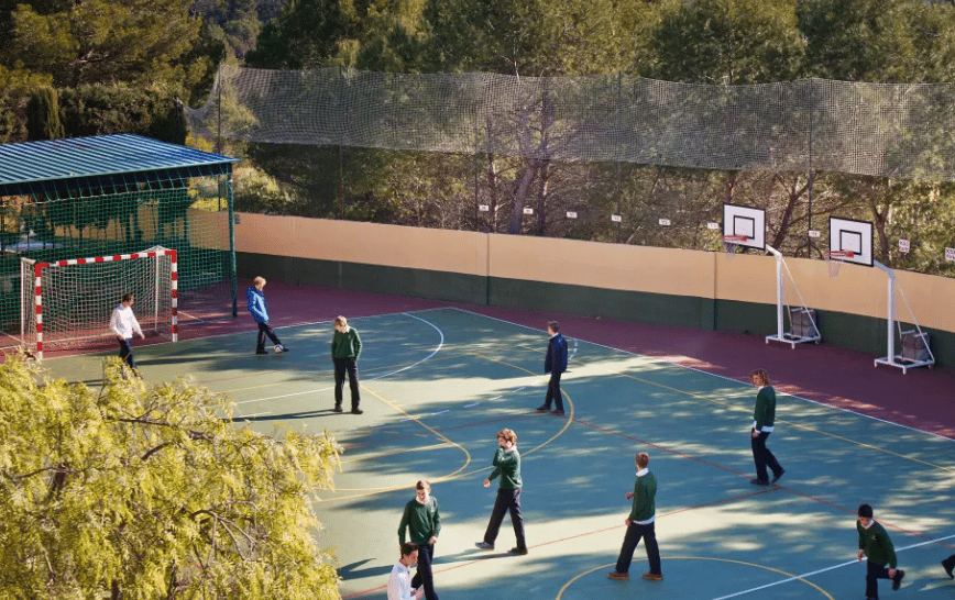 Queen's College — international school in Mallorca, Spain