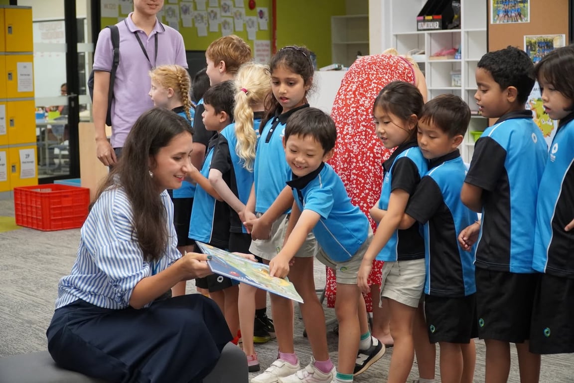 Year 2 Students meet published author, Janina Kutyn.