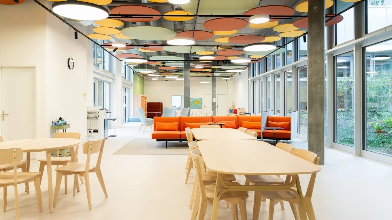 School of Tomorrow – Uster  — international school in Zug, Switzerland