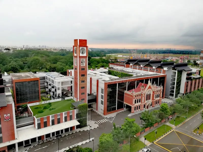 An elevated view of the school, showing the campus from the front.