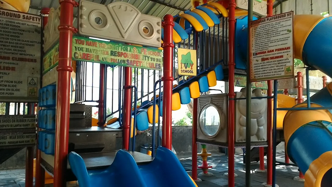 IVY School Surabaya - Royal Residence B5-111 (Kindergarten, Elementary & Middle) — international school in Surabaya, Indonesia
