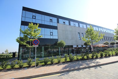Gymnasium Livingston — international school in Prague, Czech Republic