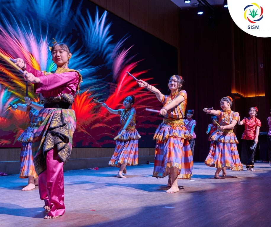Traditional dance performance welcoming new students.