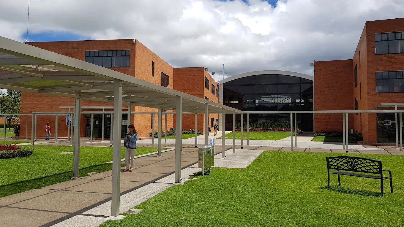Colombo American School — international school in Bogota, Colombia