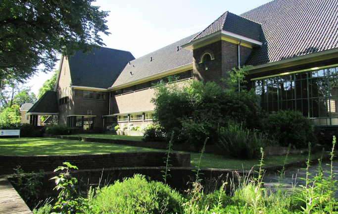 International School Hilversum Alberdingk Thijm — international school in Amsterdam, Netherlands