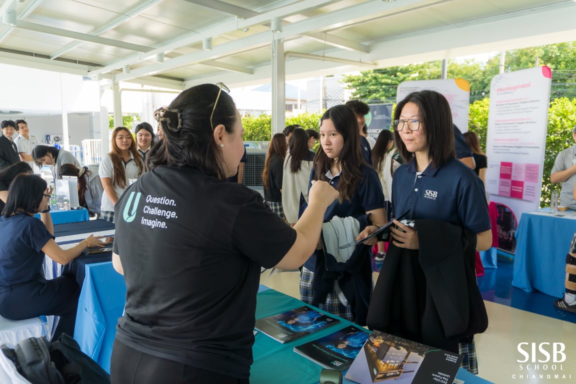 Students being counselled in the university fair.