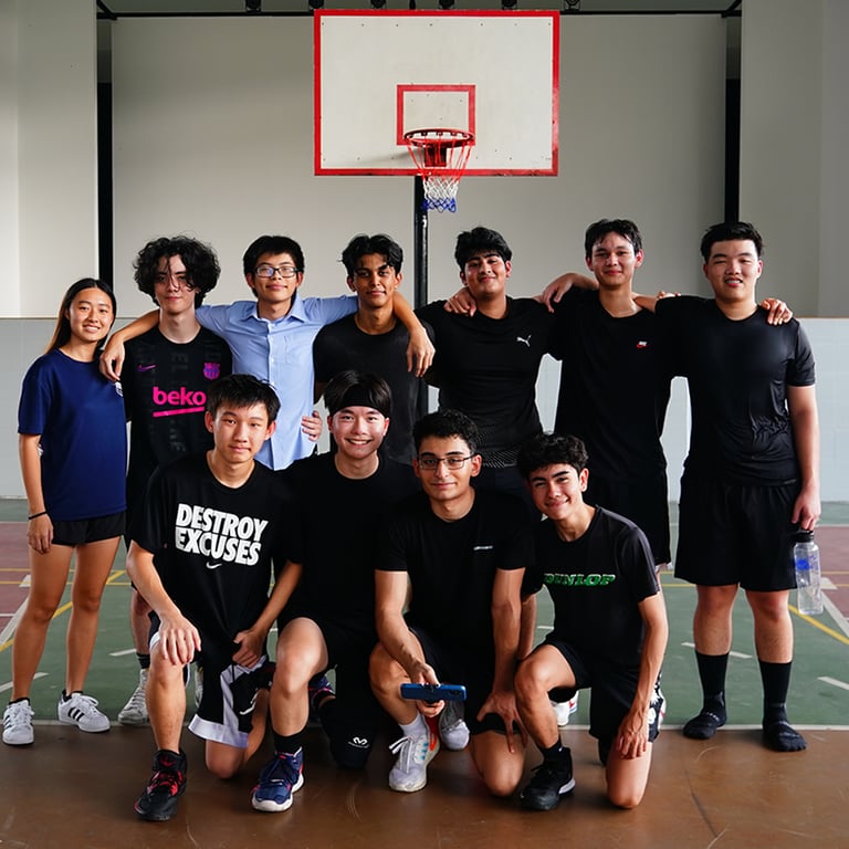 Year10 and 11 took on the ELC Alumni team in a clash of the titan Basketball match on campus.
