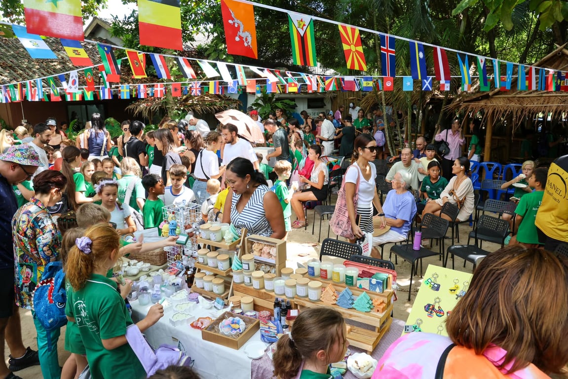 A celebration of food, crafts, and community at ISP’s International Market.