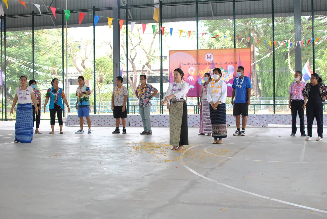 The school community performing in a school event.