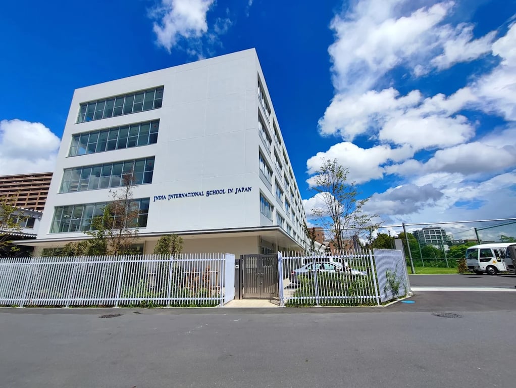 Main building of India International School in Japan.
